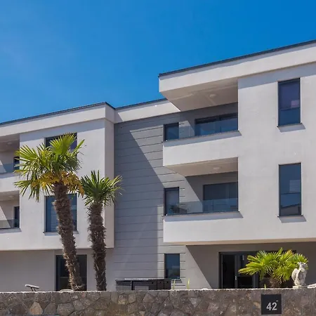 Apartments Luca & Sally * Krk Town