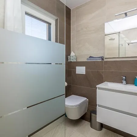 Apartamento Apartments Luca & Sally *